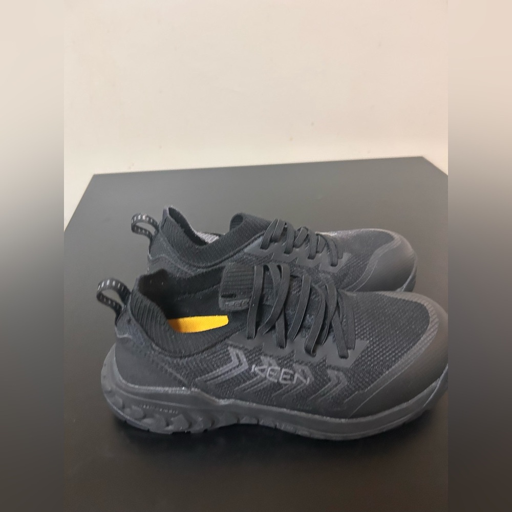 KEEN Utility Women's Vista Energy Low Sneakers Composite Toe Work Shoes Size 7